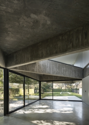 http://federicocairoli.store/files/gimgs/th-332_09_Casa en los arboles .jpg