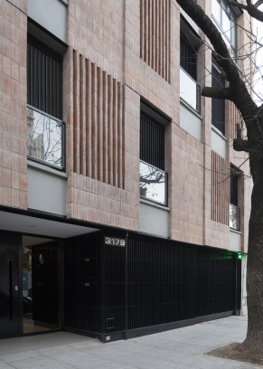 http://federicocairoli.store/files/gimgs/th-306_51_Edificio Olaguer - © Federico Cairoli (low).jpg