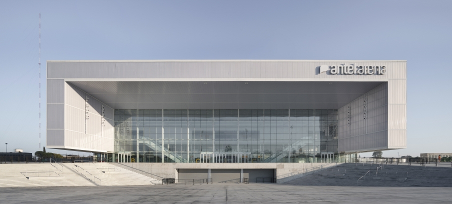 http://federicocairoli.store/files/gimgs/th-333_03_Antel Arena - © Federico Cairoli (low).jpg